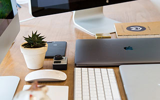 足坛悲喜夜，拜仁2:2被汉堡逼平，切尔西让二追三，阿森纳4:0大胜